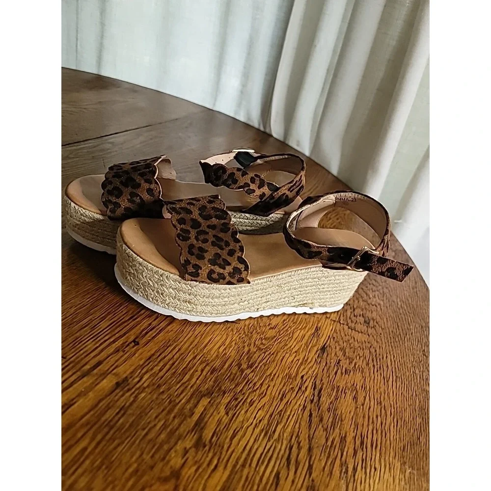 Leopard elevate your
